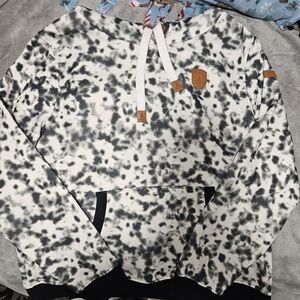 Wanakome Black and White Patterned Hoodie